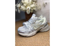 کتونی نایکی V2K  سبز خاکستری Nike V2K مستر کوالیتی