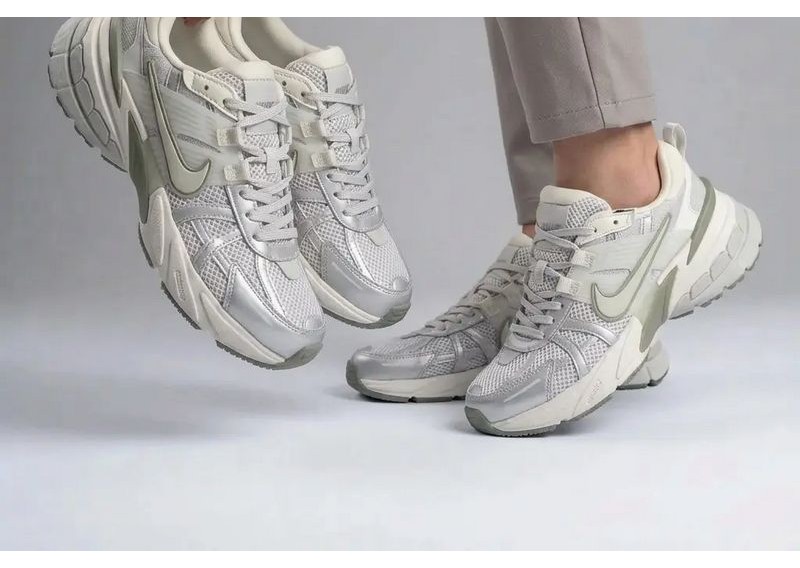 کتونی نایکی V2K  سبز خاکستری Nike V2K مستر کوالیتی