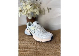 کتونی نایکی V2K صورتی خاکستری Nike V2K مستر کوالیتی